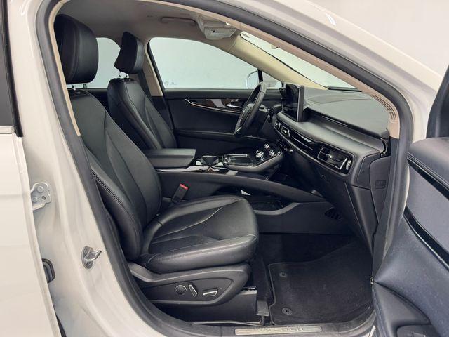 used 2023 Lincoln Nautilus car, priced at $33,420