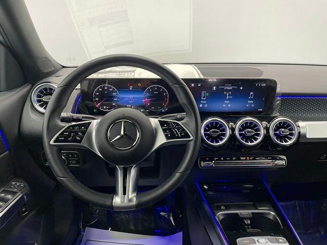 new 2025 Mercedes-Benz GLB 250 car, priced at $48,915