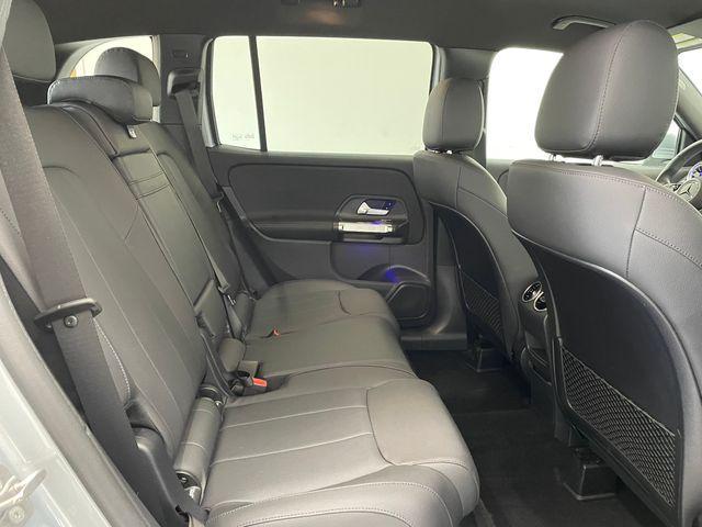 new 2025 Mercedes-Benz GLB 250 car, priced at $48,915