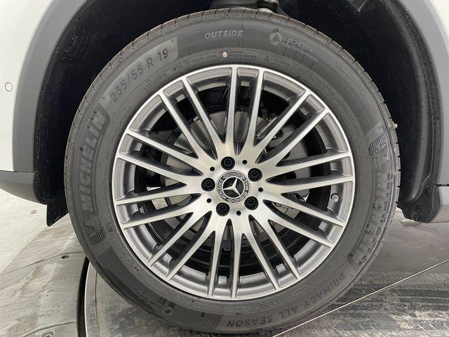 new 2026 Mercedes-Benz GLC 300 car, priced at $53,920