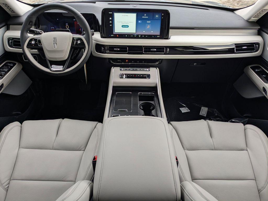 new 2026 Lincoln Aviator car