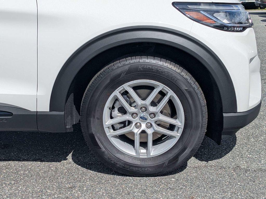 new 2026 Ford Explorer car, priced at $46,141