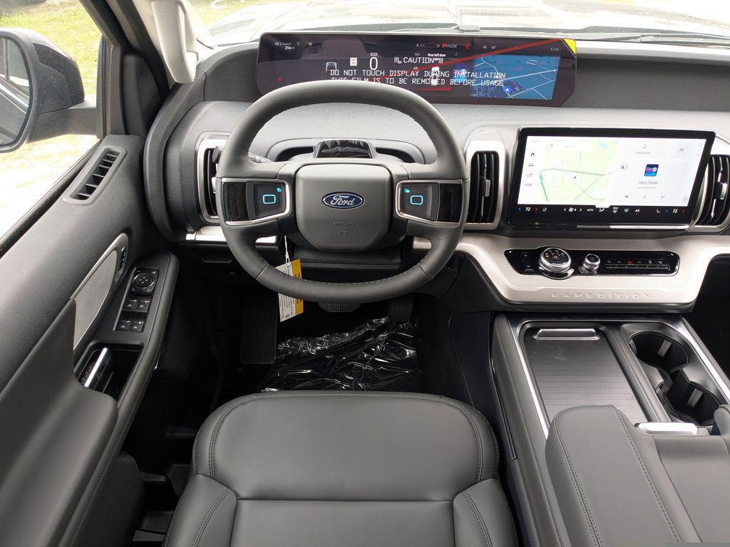 new 2026 Ford Expedition car, priced at $68,586
