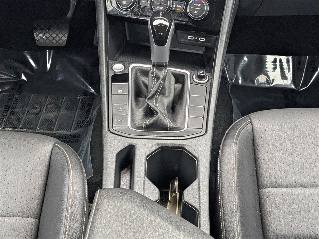 used 2024 Volkswagen Jetta car, priced at $16,839