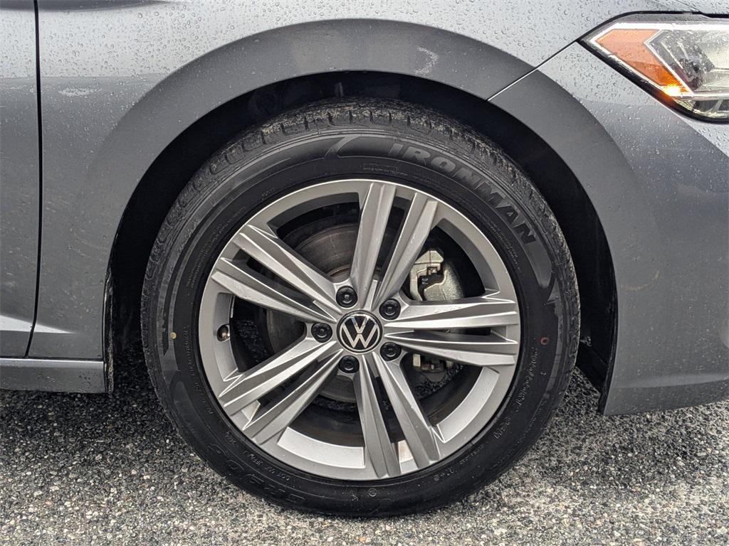 used 2024 Volkswagen Jetta car, priced at $16,839