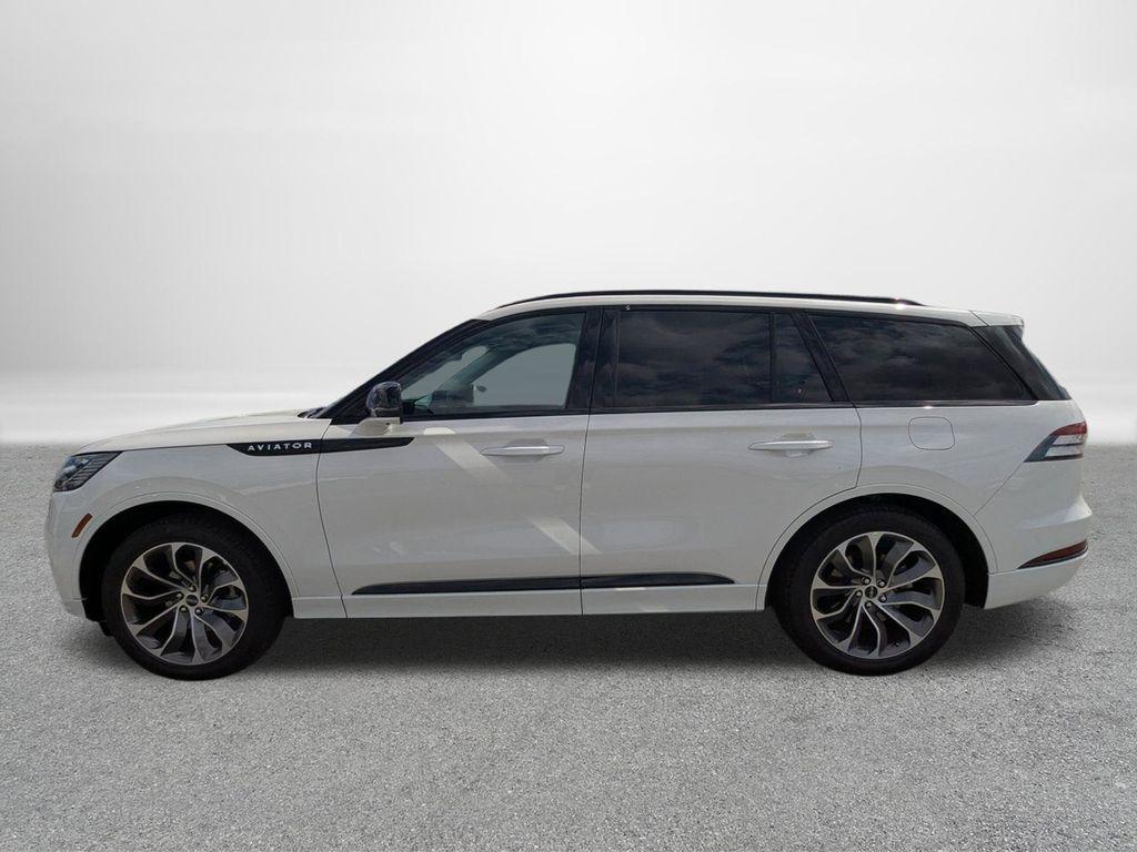 new 2026 Lincoln Aviator car