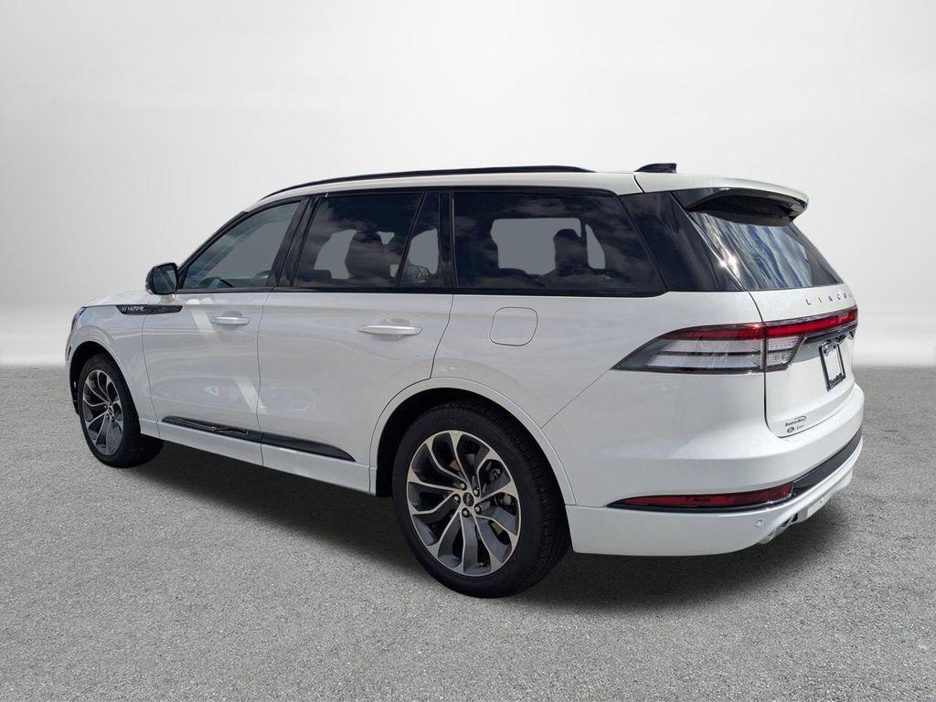 new 2026 Lincoln Aviator car