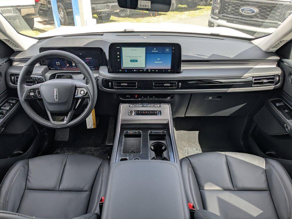 new 2026 Lincoln Aviator car