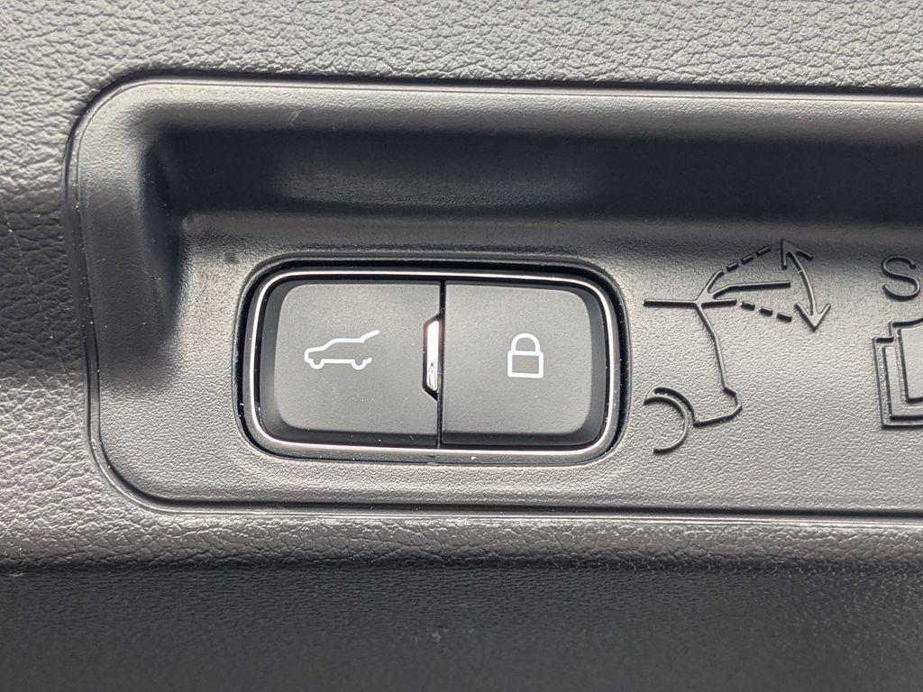 used 2022 Ford Explorer car, priced at $26,588