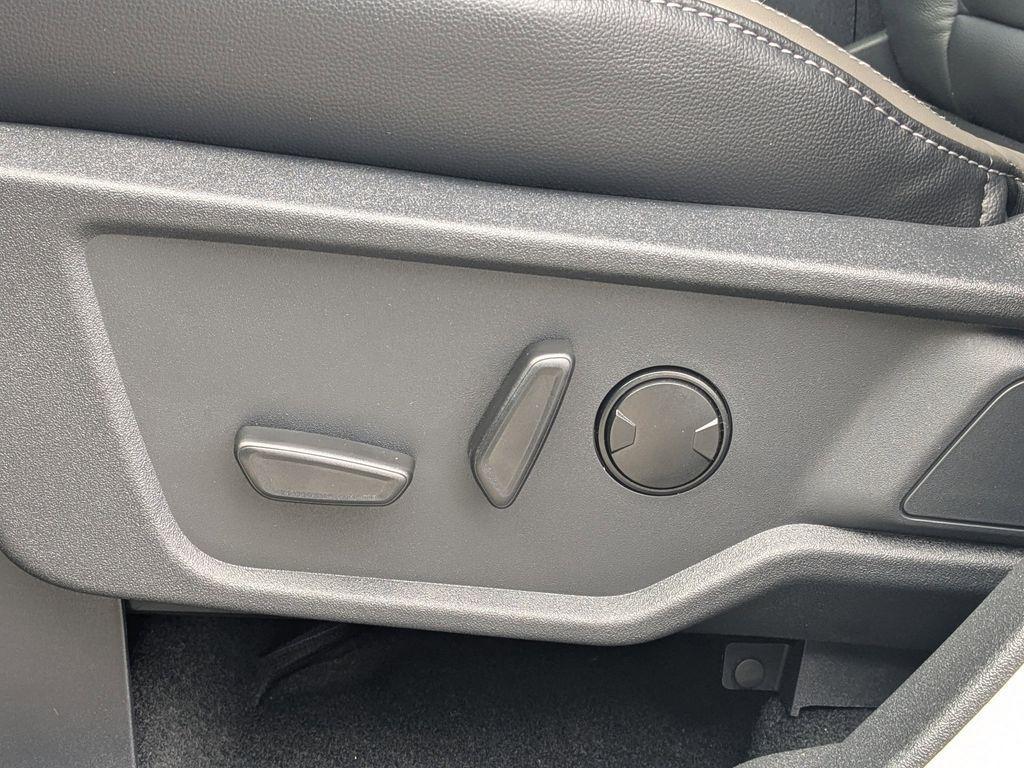 new 2025 Ford Bronco car, priced at $47,718