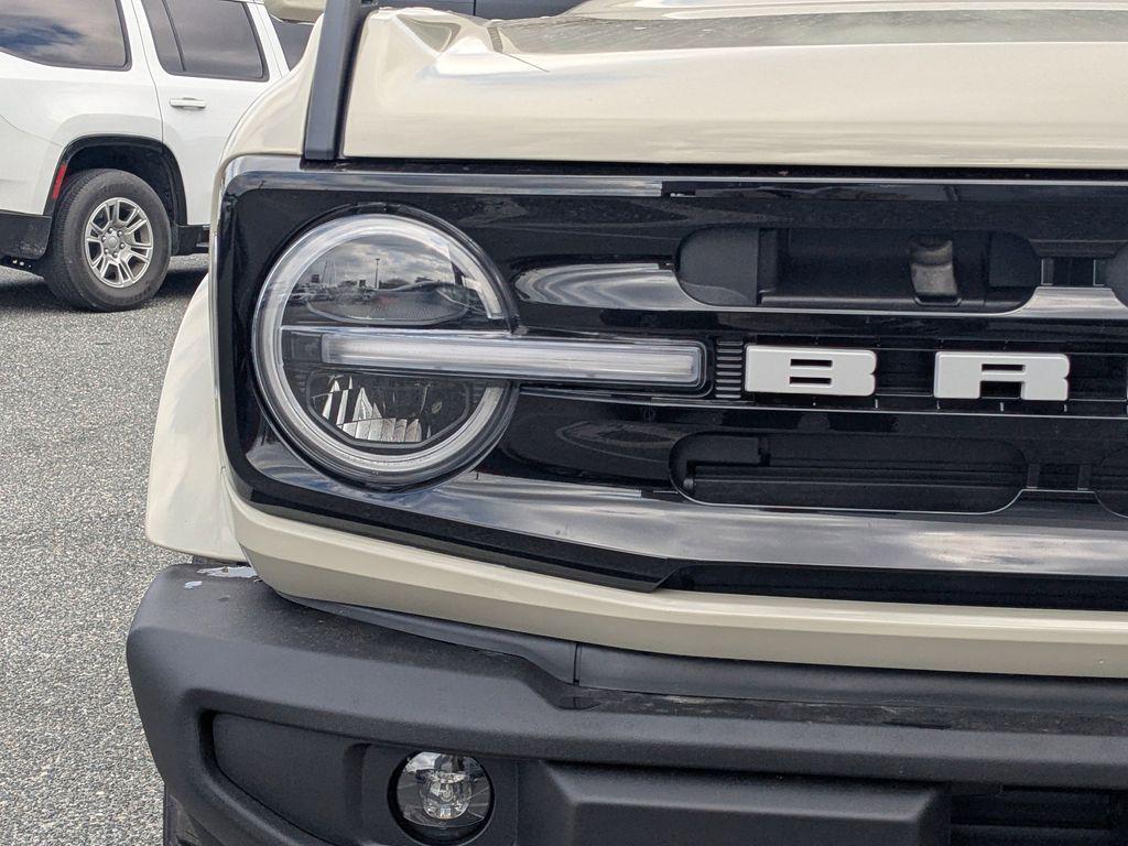 new 2025 Ford Bronco car, priced at $47,718