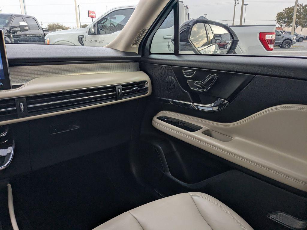 used 2025 Lincoln Corsair car, priced at $38,106