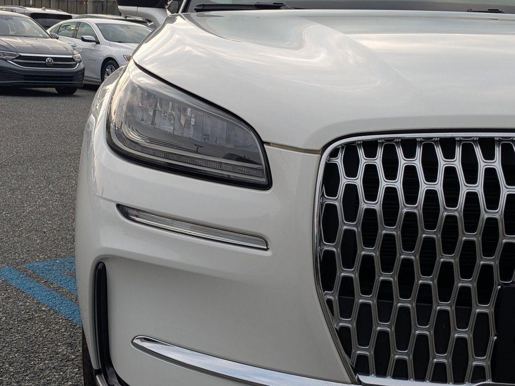 used 2025 Lincoln Corsair car, priced at $38,106