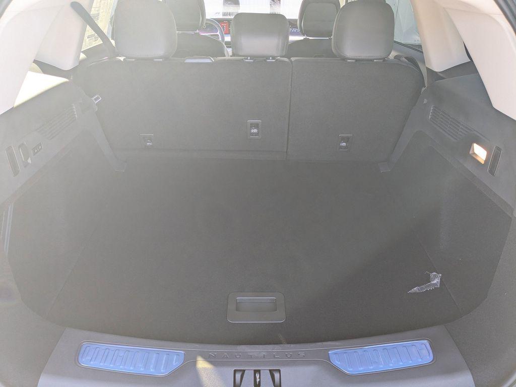 new 2025 Lincoln Nautilus car, priced at $64,458