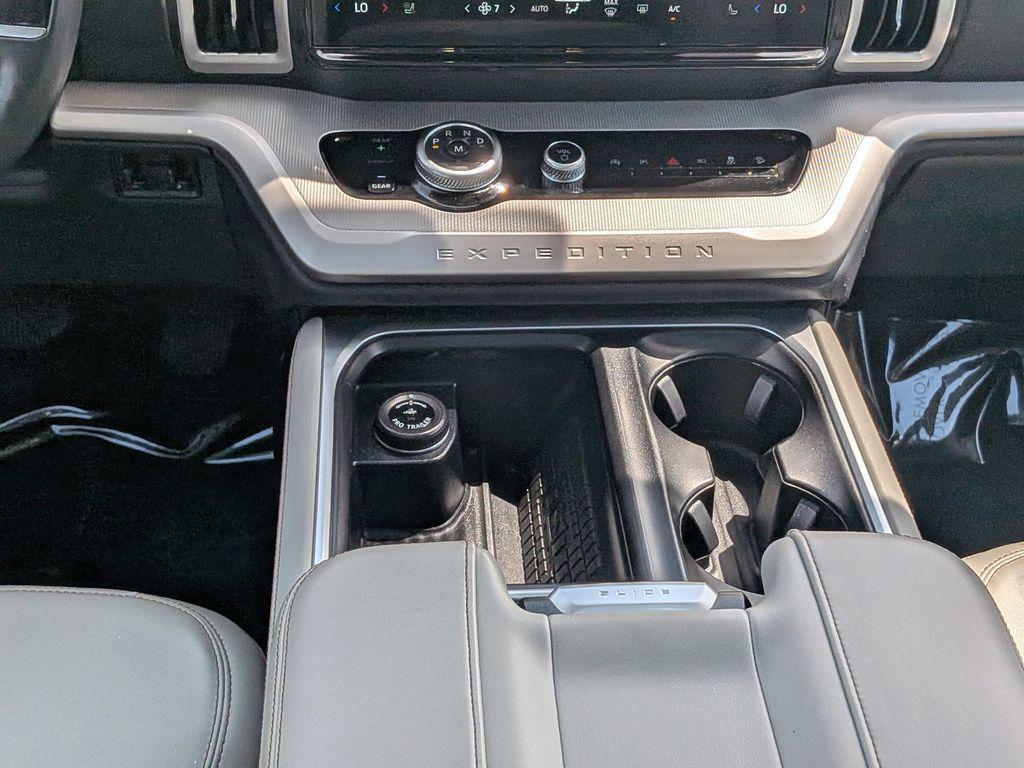 used 2025 Ford Expedition car, priced at $56,193