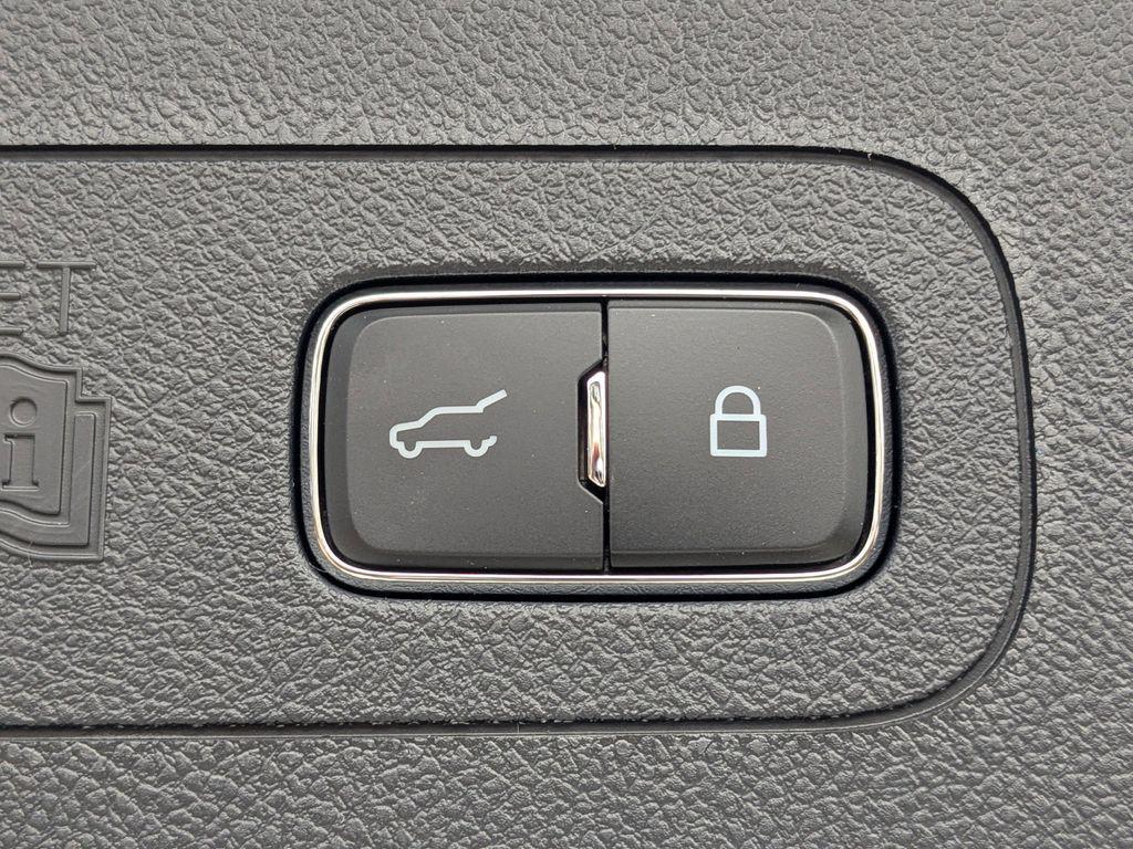 new 2026 Lincoln Aviator car