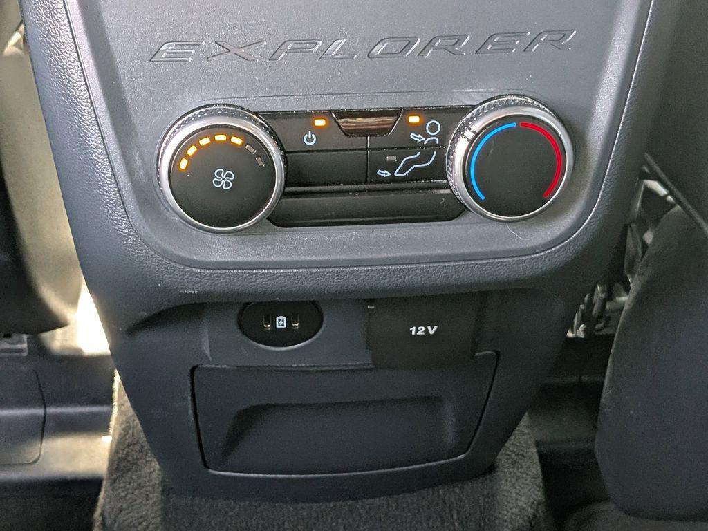 used 2025 Ford Explorer car, priced at $40,097