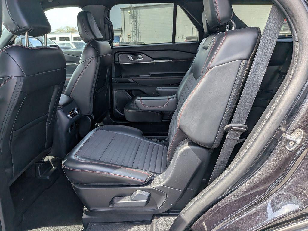 used 2025 Ford Explorer car, priced at $40,097