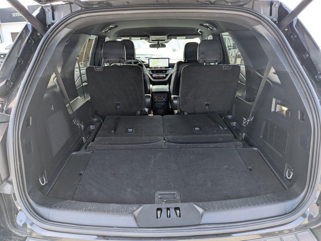 used 2025 Ford Explorer car, priced at $40,097