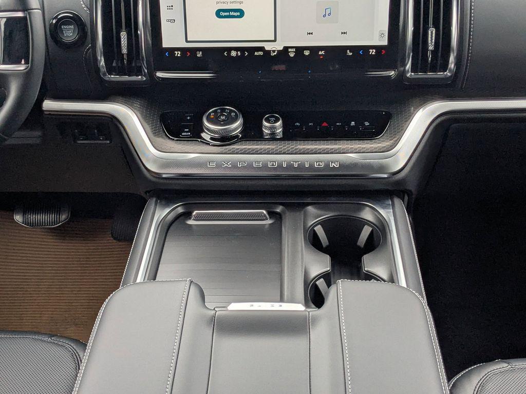 new 2026 Ford Expedition car, priced at $81,309