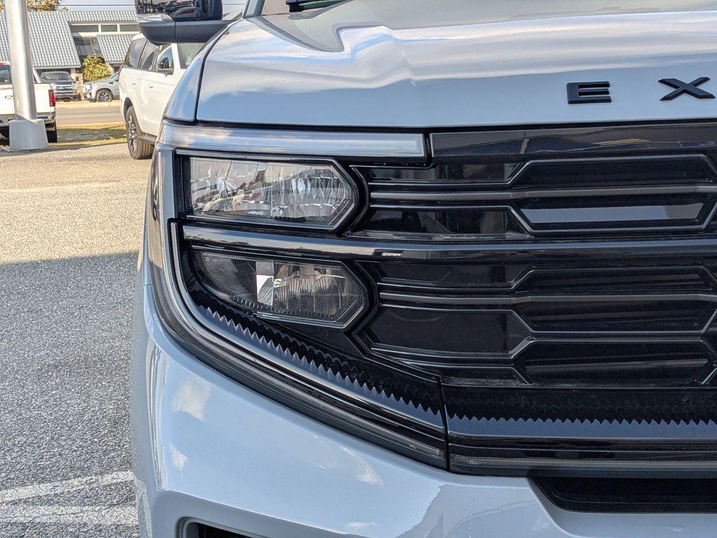 new 2026 Ford Expedition car, priced at $82,355