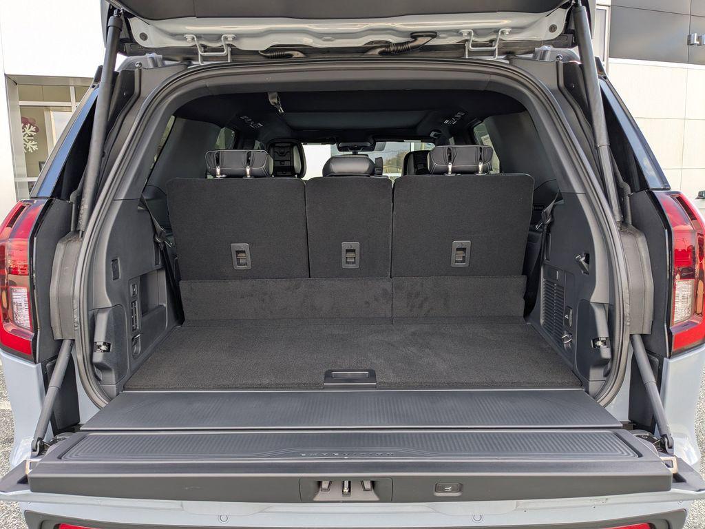 new 2026 Ford Expedition car, priced at $82,355