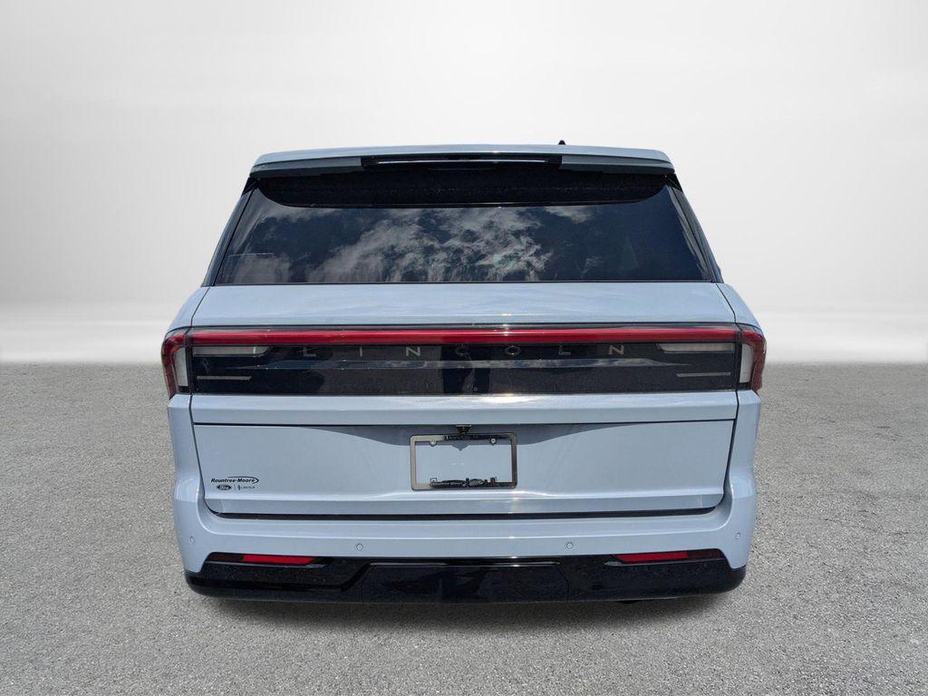 new 2026 Lincoln Navigator car