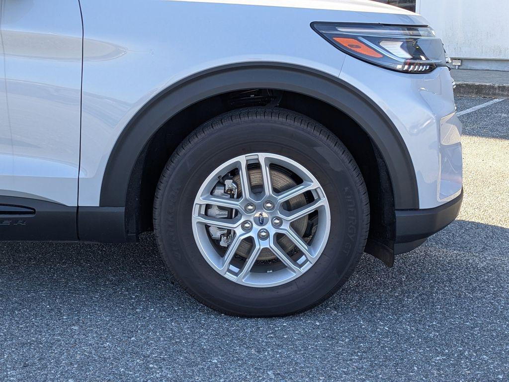 new 2026 Ford Explorer car, priced at $46,418