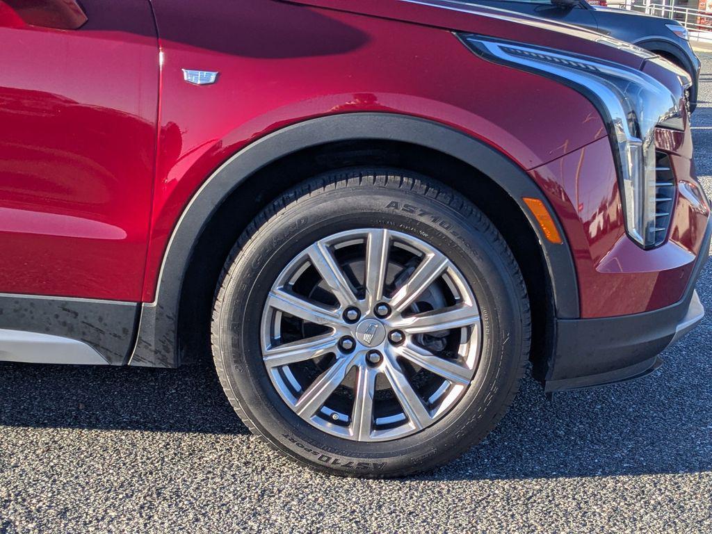 used 2021 Cadillac XT4 car, priced at $23,660