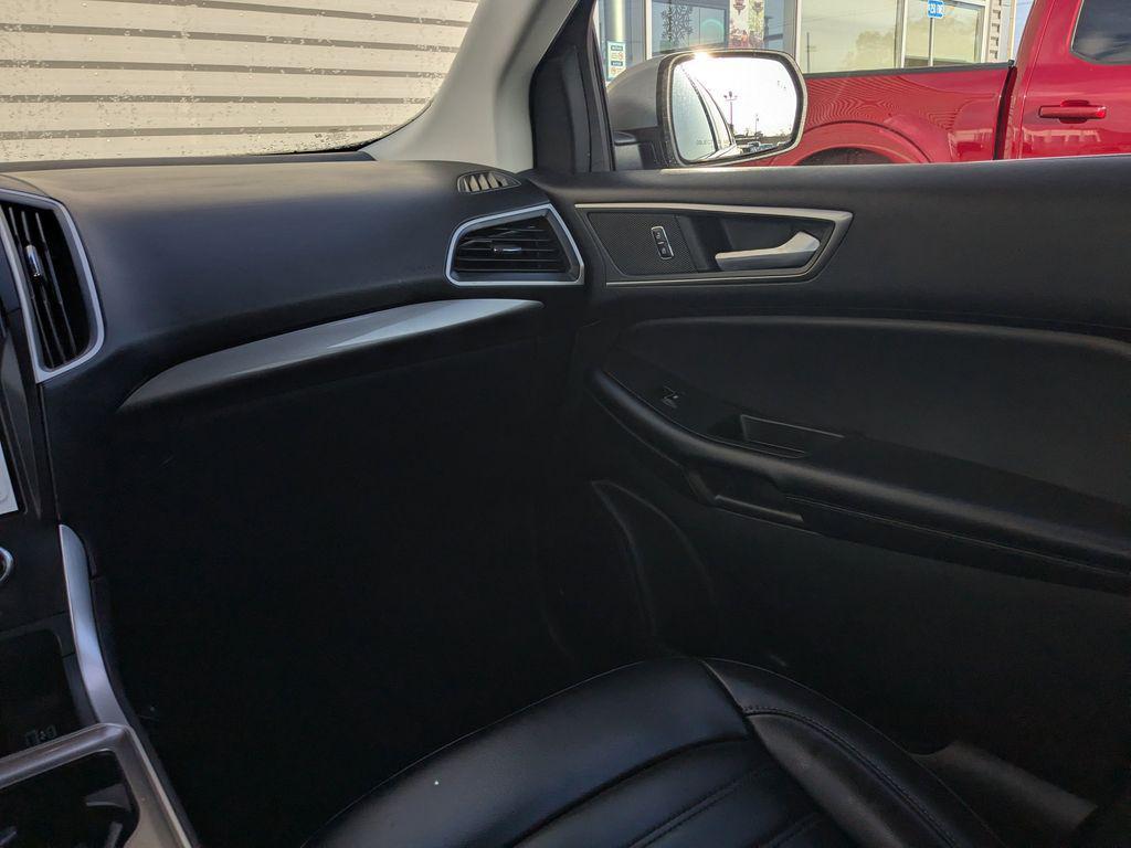 used 2024 Ford Edge car, priced at $22,819