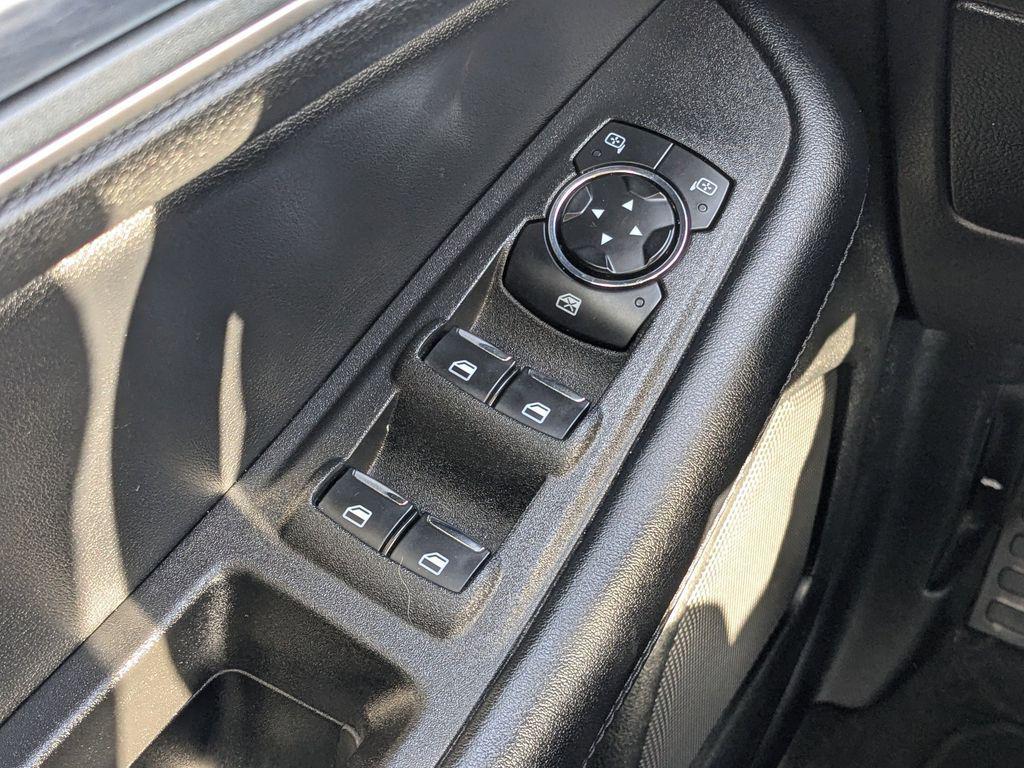 used 2024 Ford Edge car, priced at $22,819