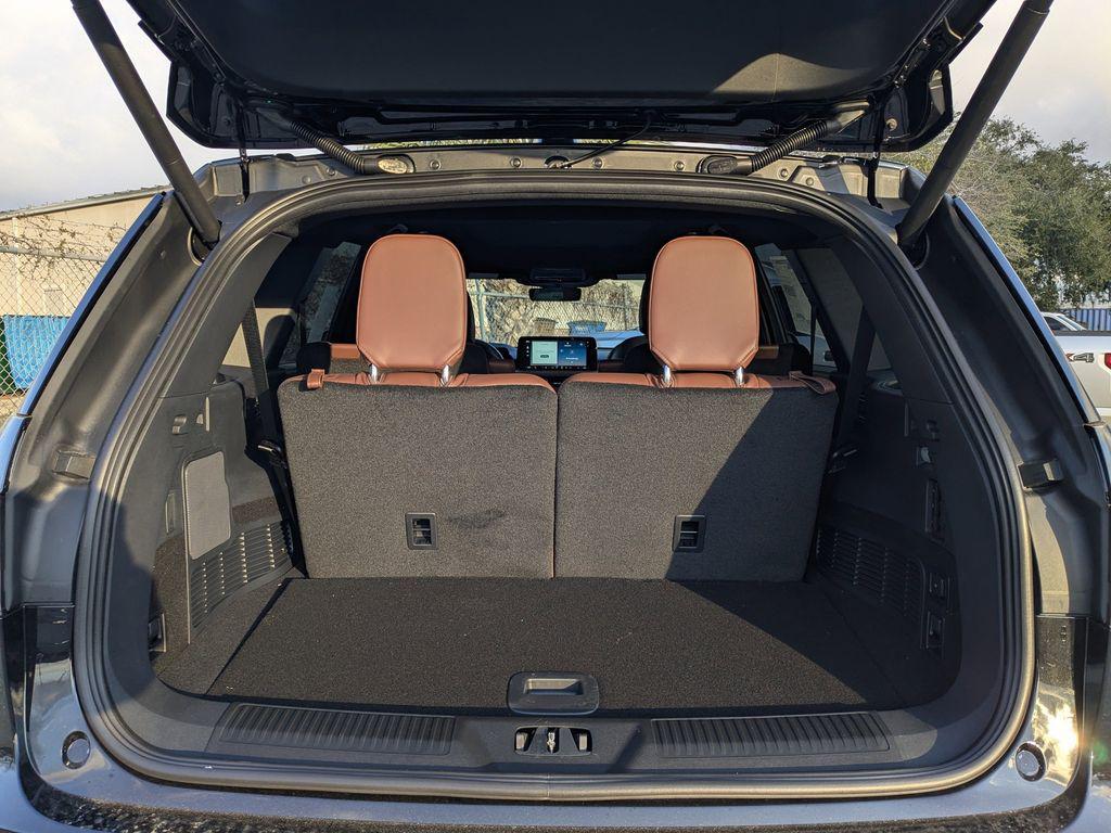 new 2026 Lincoln Aviator car