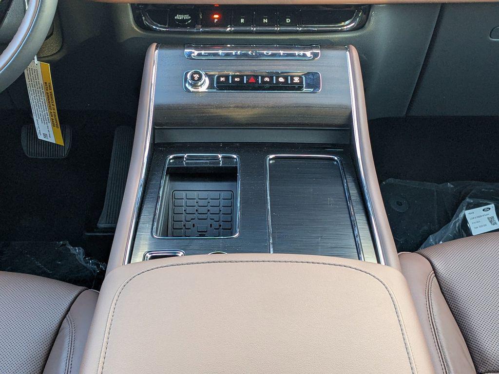 new 2026 Lincoln Aviator car