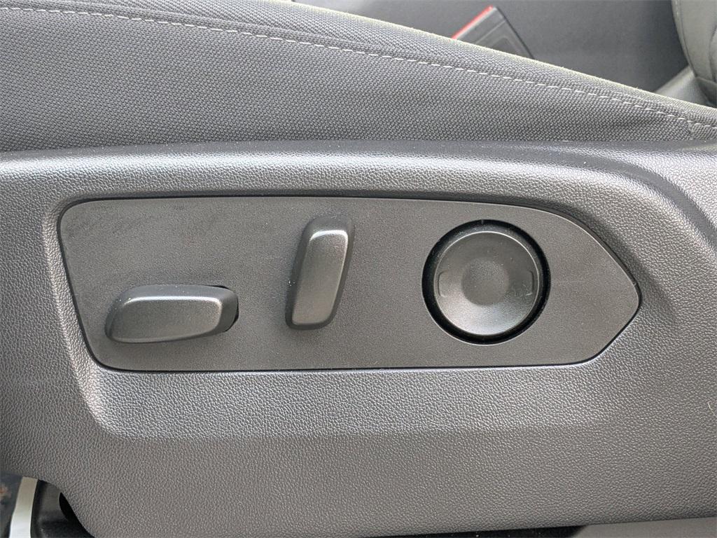 used 2022 Chevrolet Silverado 1500 car, priced at $48,585