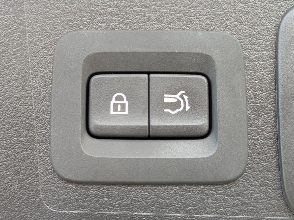 used 2024 Mazda CX-50 car, priced at $21,989