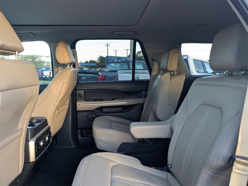 used 2024 Ford Expedition car, priced at $54,375