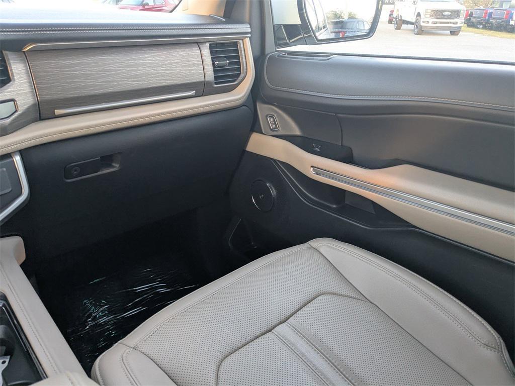 used 2024 Ford Expedition car, priced at $54,375