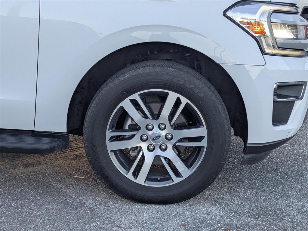 used 2024 Ford Expedition car, priced at $54,375