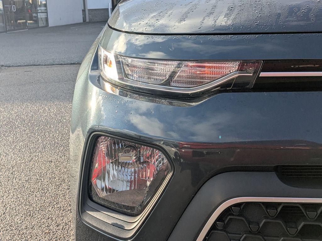used 2021 Kia Soul car, priced at $13,499