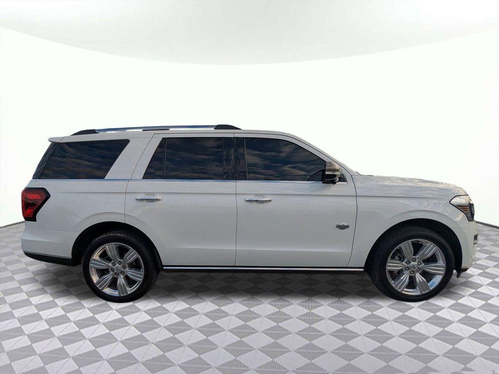 used 2024 Ford Expedition car, priced at $60,097