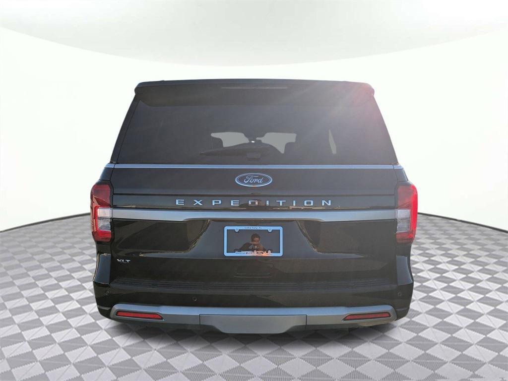 used 2024 Ford Expedition car, priced at $47,260