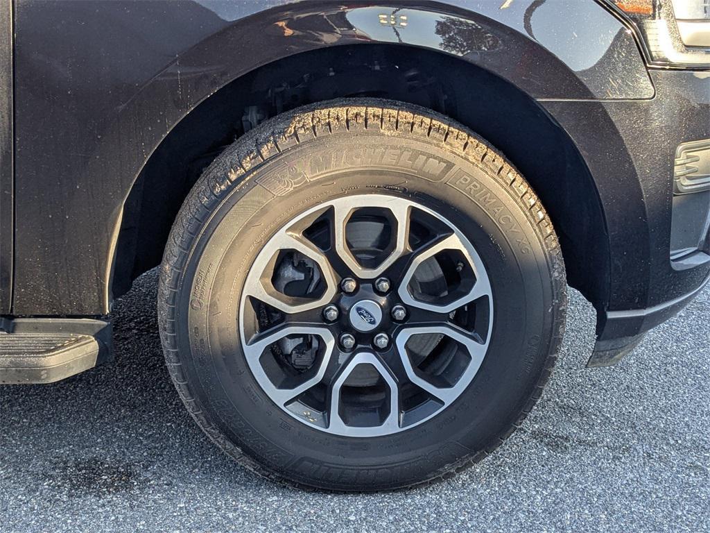 used 2024 Ford Expedition car, priced at $47,260