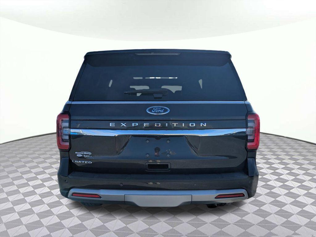 used 2024 Ford Expedition car, priced at $43,225