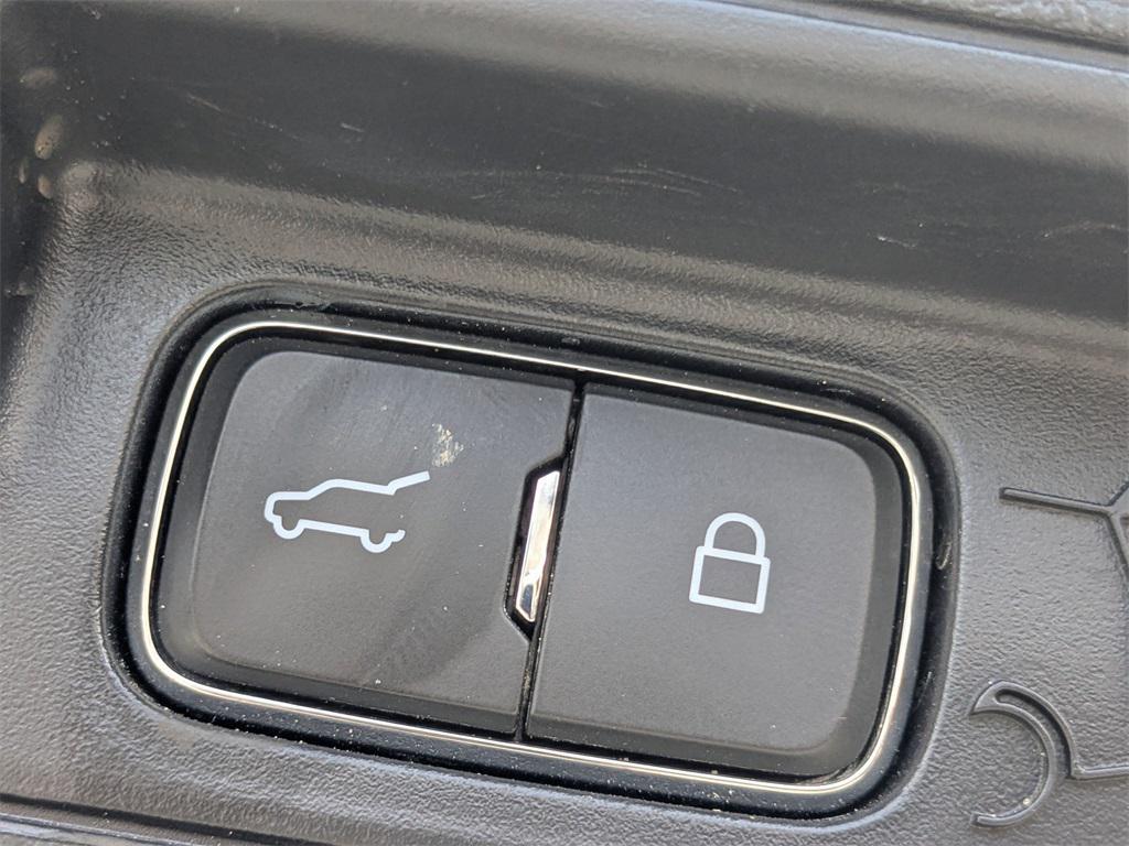 used 2021 Ford Explorer car, priced at $25,960