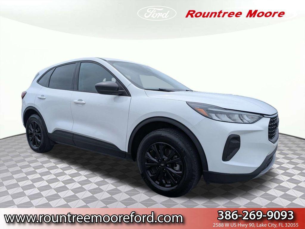 used 2025 Ford Escape car, priced at $26,479
