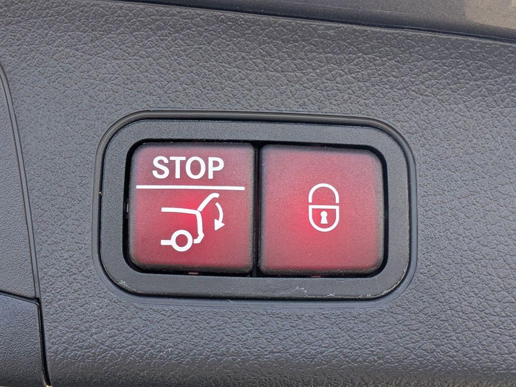 used 2023 Mercedes-Benz GLA 250 car, priced at $28,844