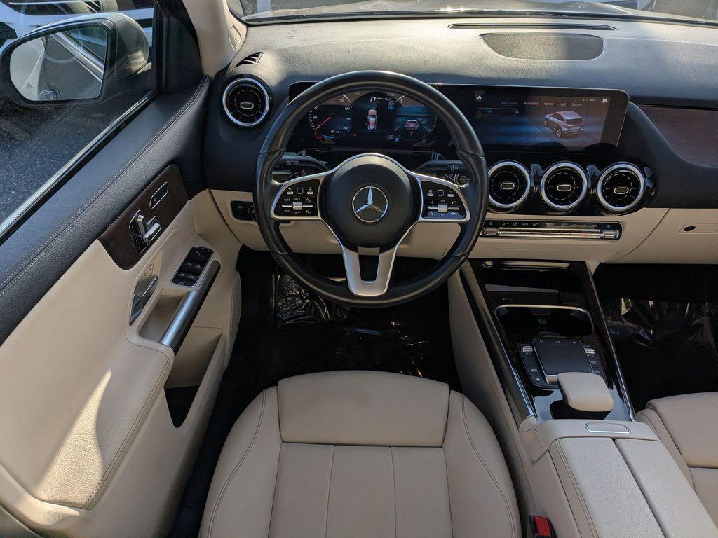 used 2023 Mercedes-Benz GLA 250 car, priced at $28,844