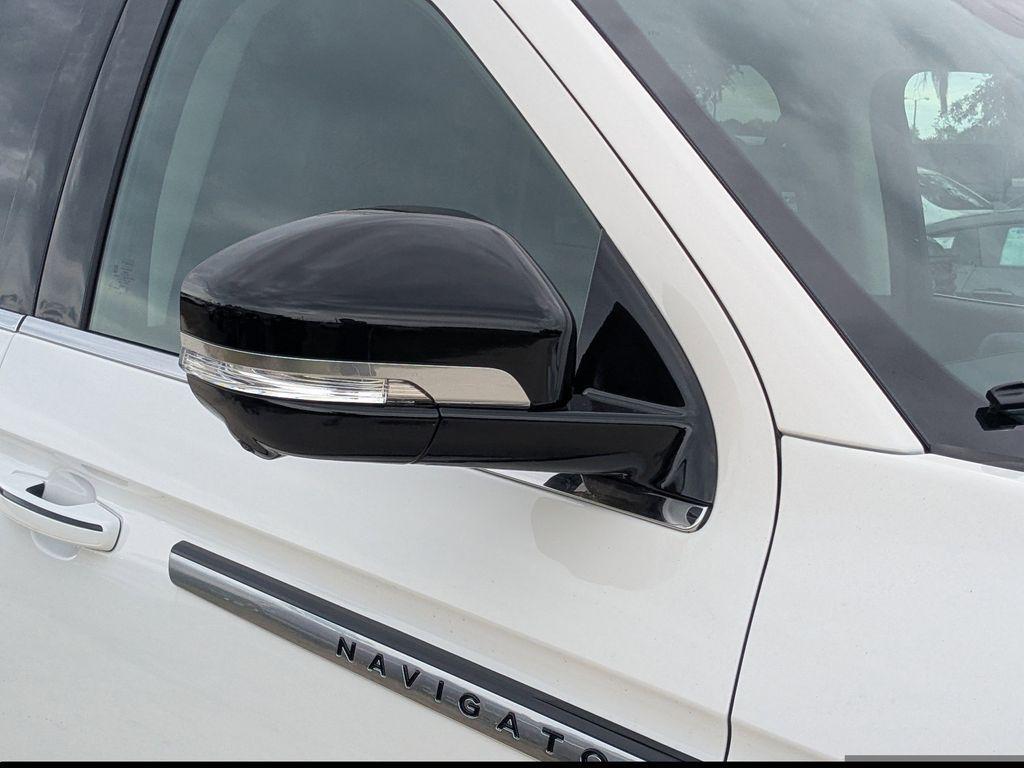 new 2026 Lincoln Navigator car