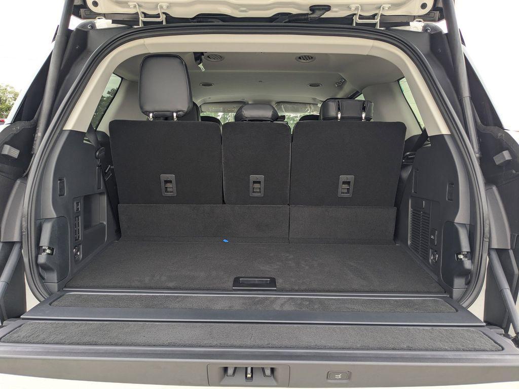 new 2026 Lincoln Navigator car