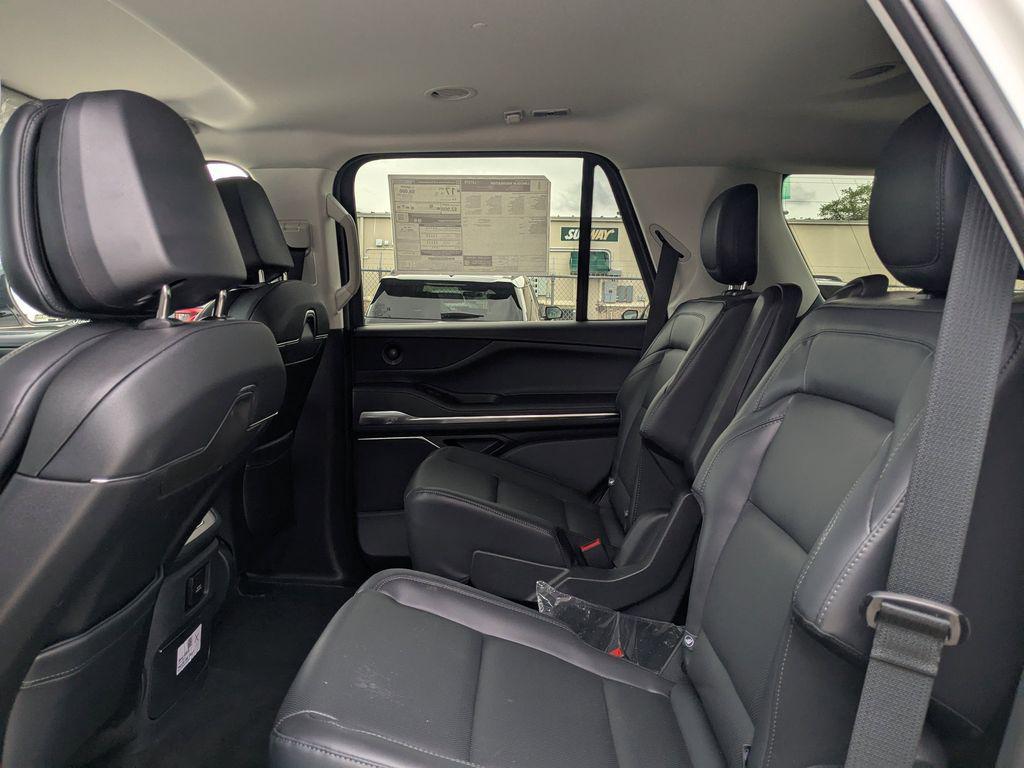 new 2026 Lincoln Navigator car